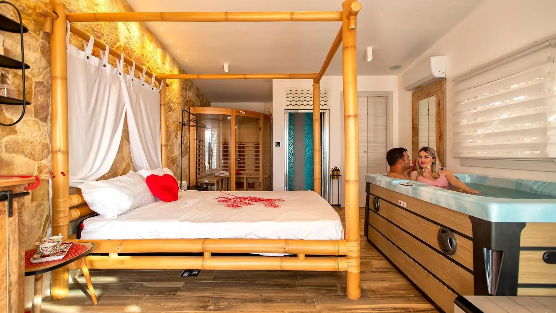 Residenza Alla Collina & Romantic Spa Porto Conte 0*,  Italy